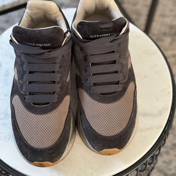 Alexander McQueen size US 8.5 EU41.5 - Picture 7 of 10